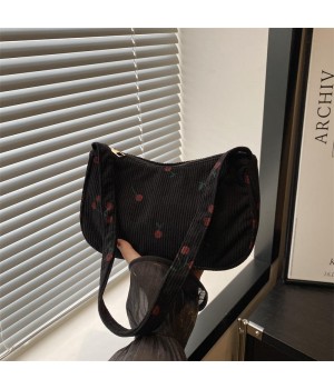 Simple and sweet style shoulder bag, 2024 Autumn/Winter New Small Fresh Women's Bag, Fashionable and casual armpit bag